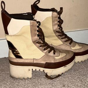 Women's Brown & Beige Platform Lace-Up Boots